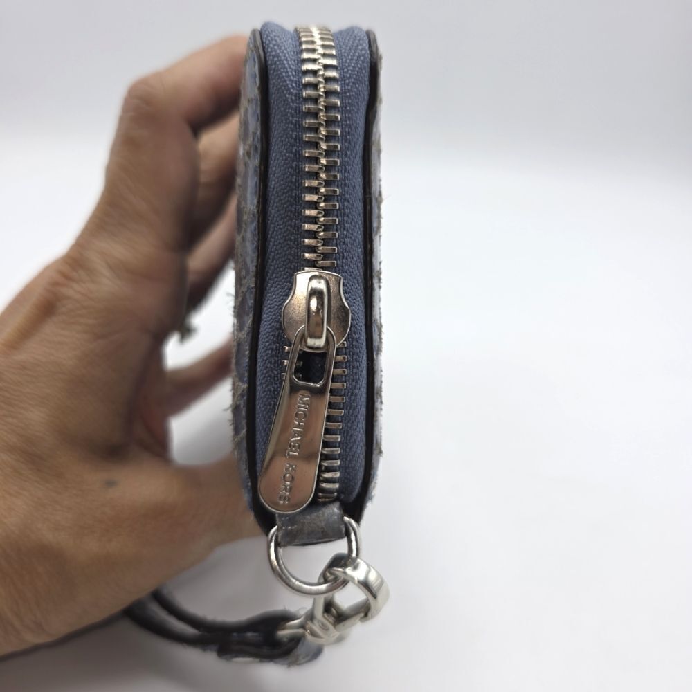 Michael Kors Bedford Blue Python Wallet - Picture 12 of 16